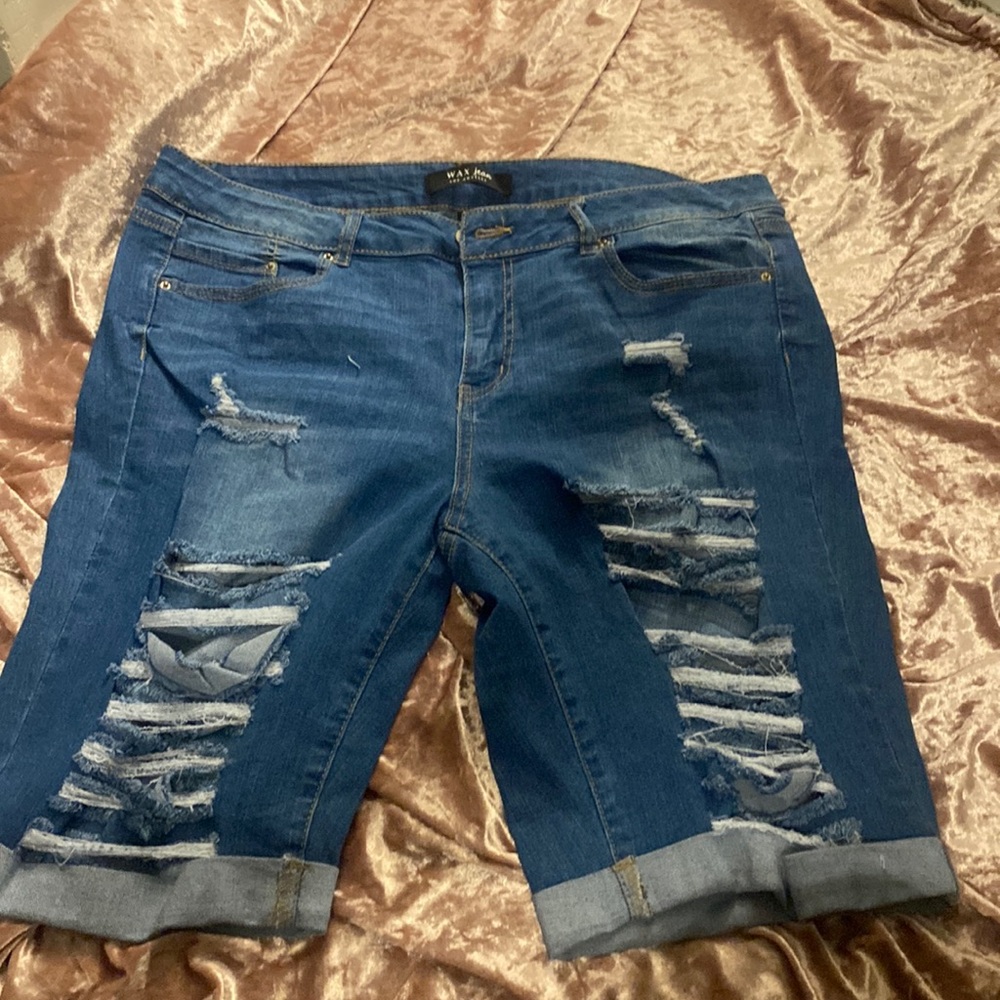 Womens plus size Bermuda shorts